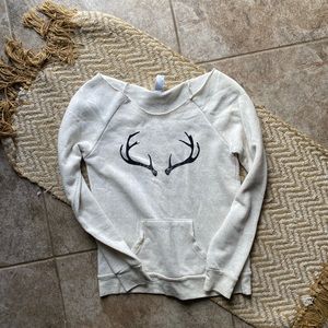 Boutique sweater size m